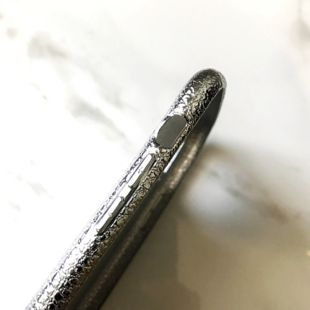 LAST 1! NEW iPhone X/XS Soft Silver Textured Case - Picture 2 of 3